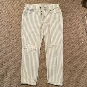 American Eagle Size 6